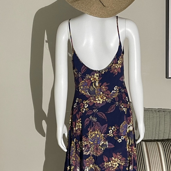 Beautiful asymmetrical blue dress. - Picture 2 of 7